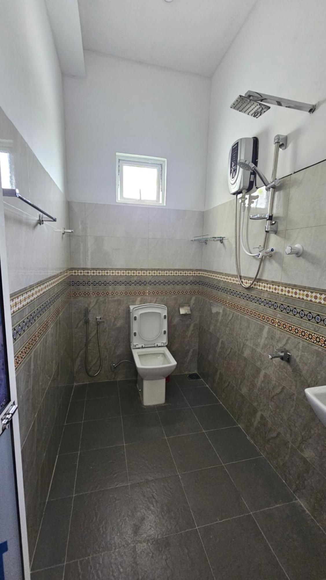 מלון Pearl Gardens מידיגמה איסט מראה חיצוני תמונה